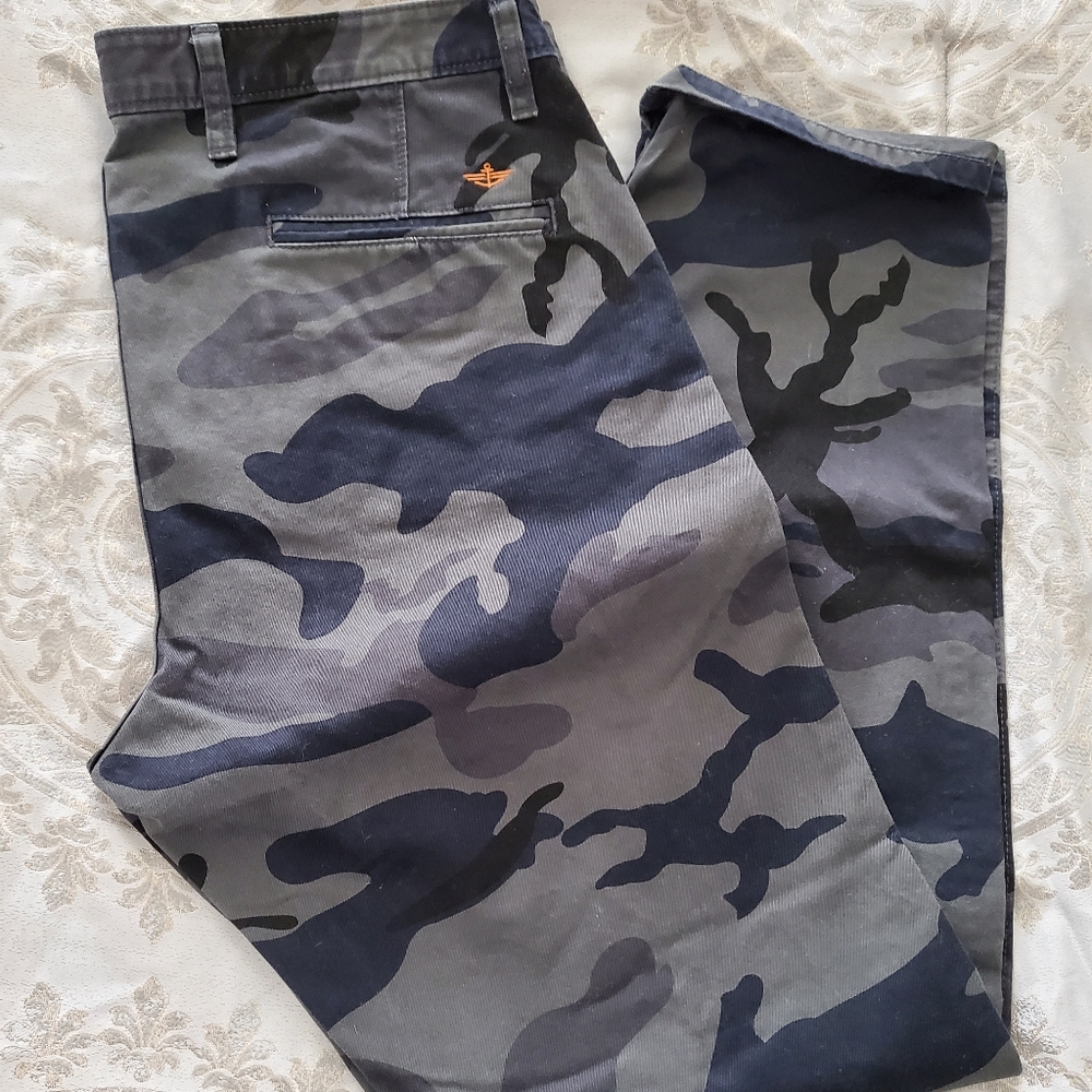 Men's clothing